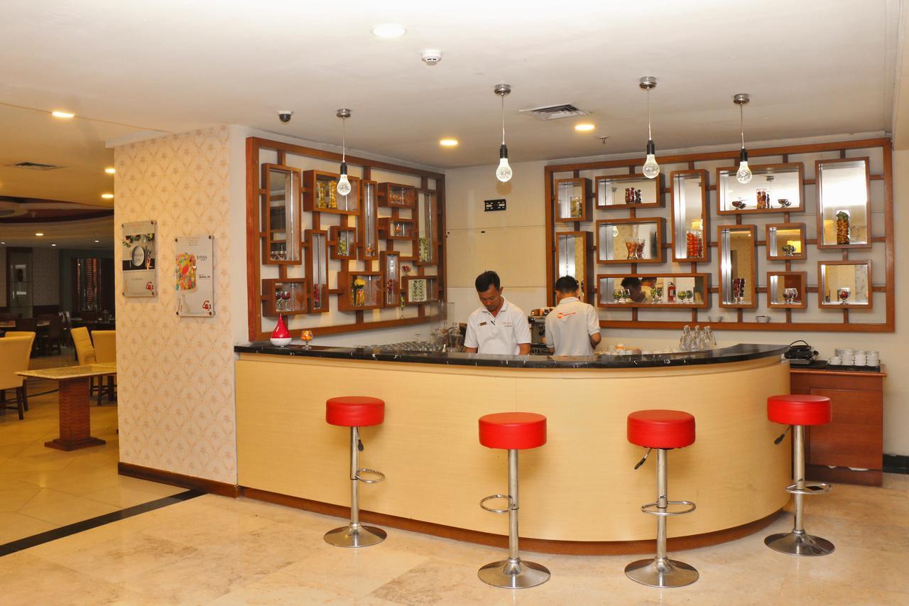 Horison Arcadia Mangga Dua Hotel Jakarta Buitenkant foto