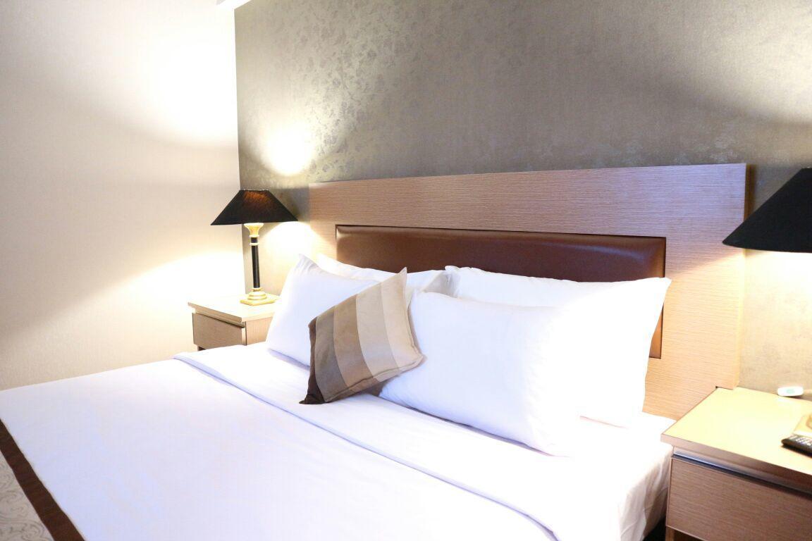 Horison Arcadia Mangga Dua Hotel Jakarta Buitenkant foto